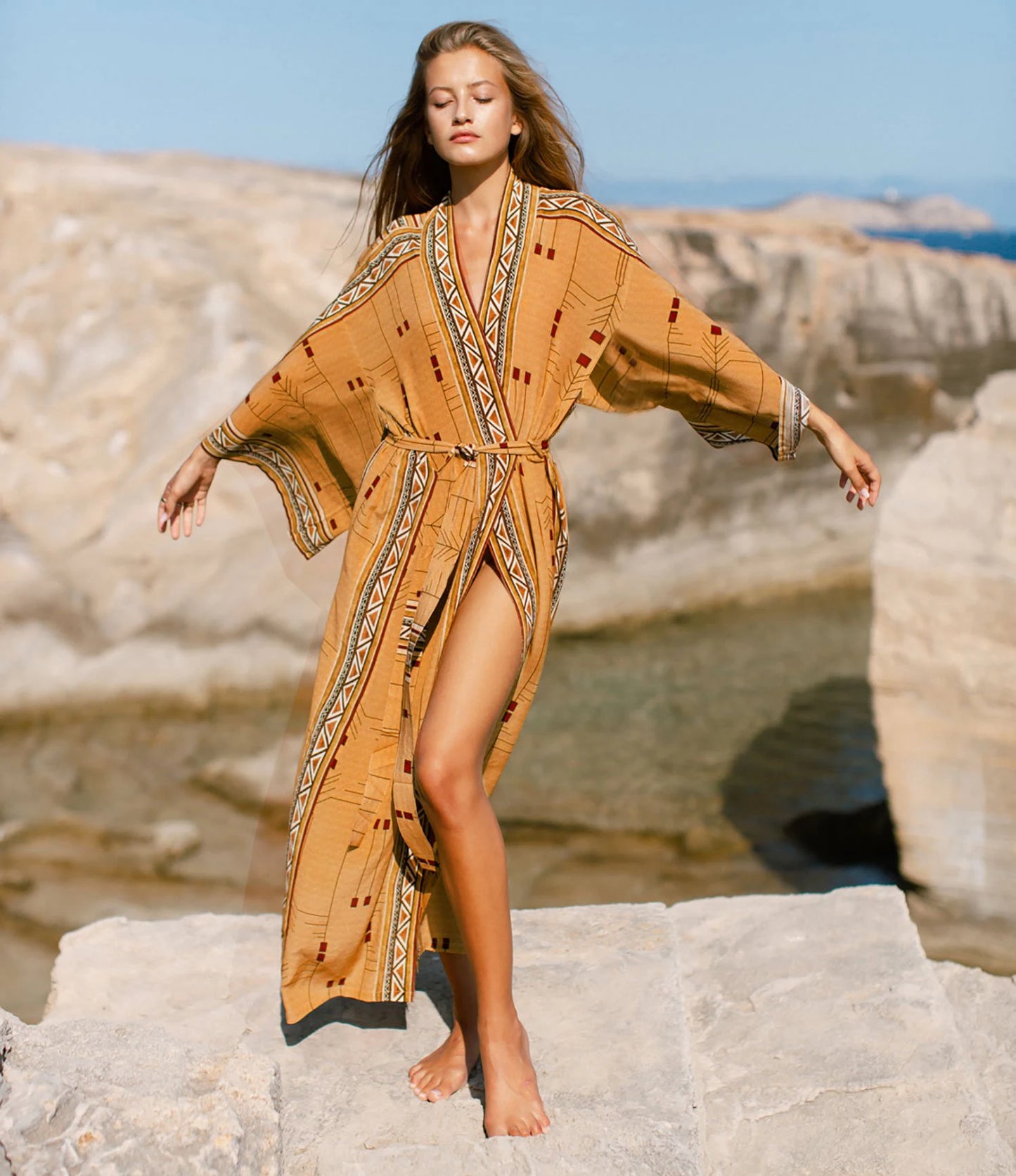 Embroidery Kaftan Beach Tunic Beach Cover up Saida de Praia Swimsuit Women Bikini cover up Pareo Sarong Beachwear Q882