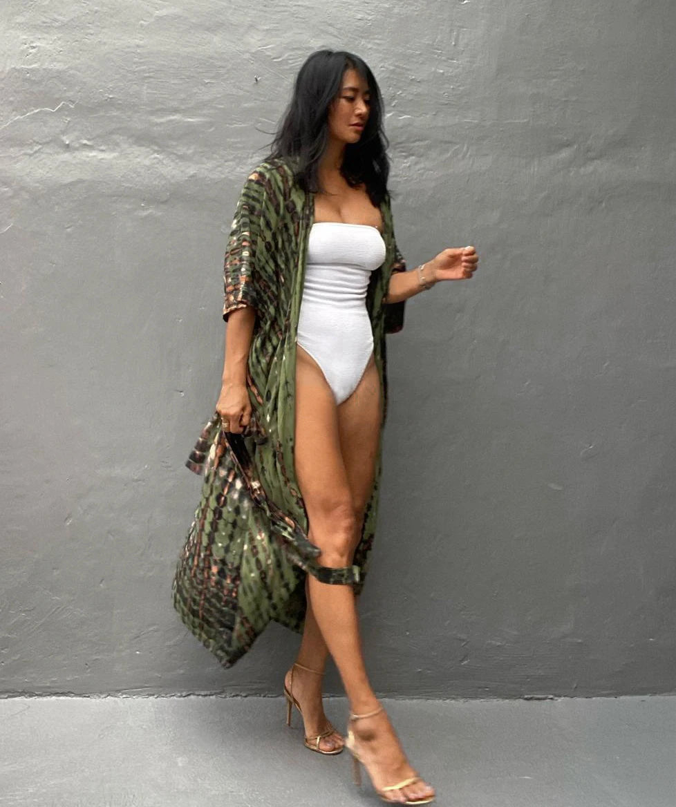 Embroidery Kaftan Beach Tunic Beach Cover up Saida de Praia Swimsuit Women Bikini cover up Pareo Sarong Beachwear Q882