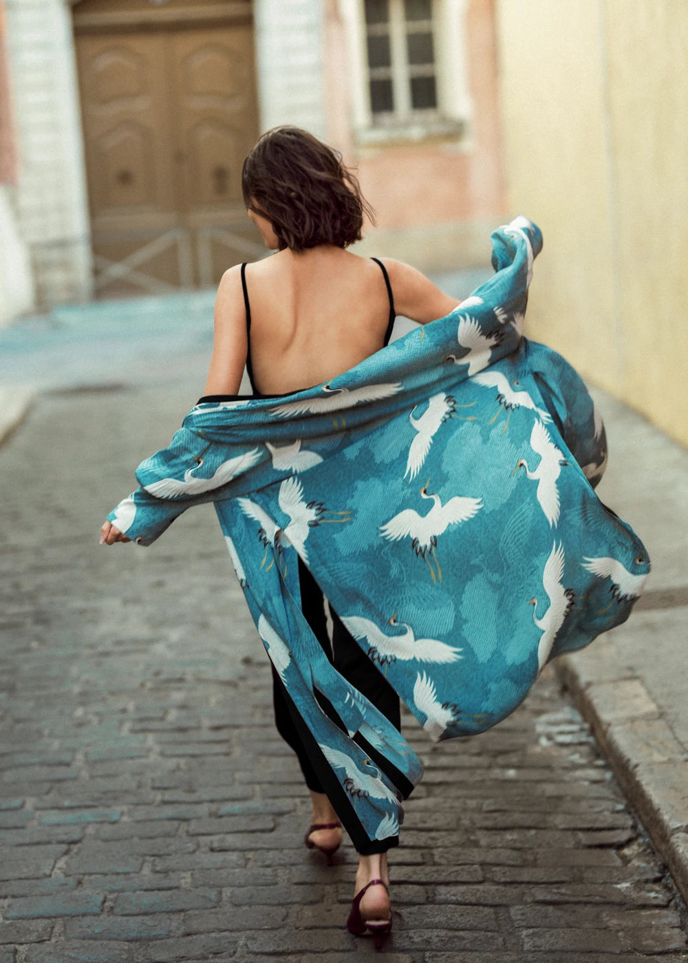 Embroidery Kaftan Beach Tunic Beach Cover up Saida de Praia Swimsuit Women Bikini cover up Pareo Sarong Beachwear Q882