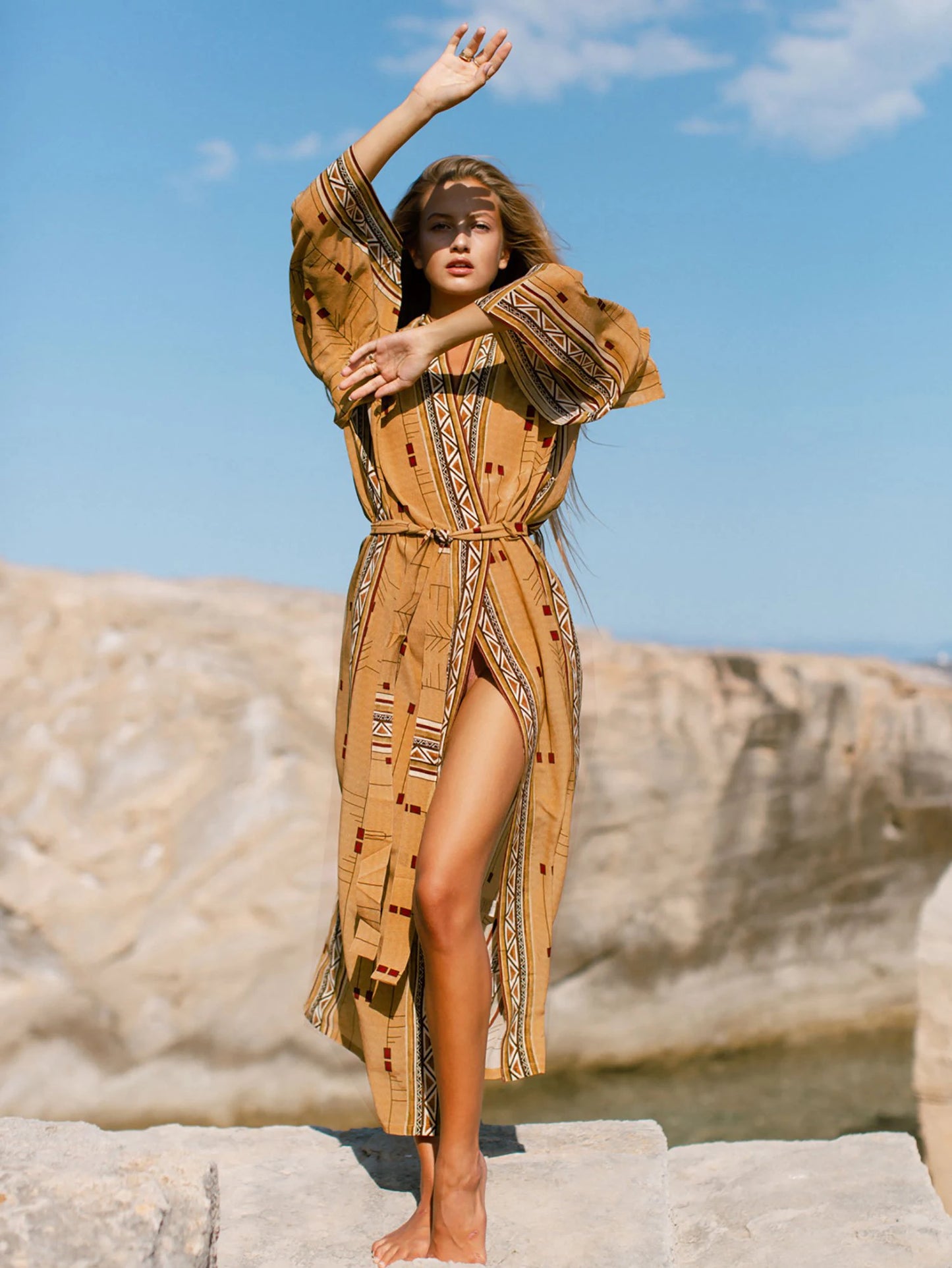 Embroidery Kaftan Beach Tunic Beach Cover up Saida de Praia Swimsuit Women Bikini cover up Pareo Sarong Beachwear Q882