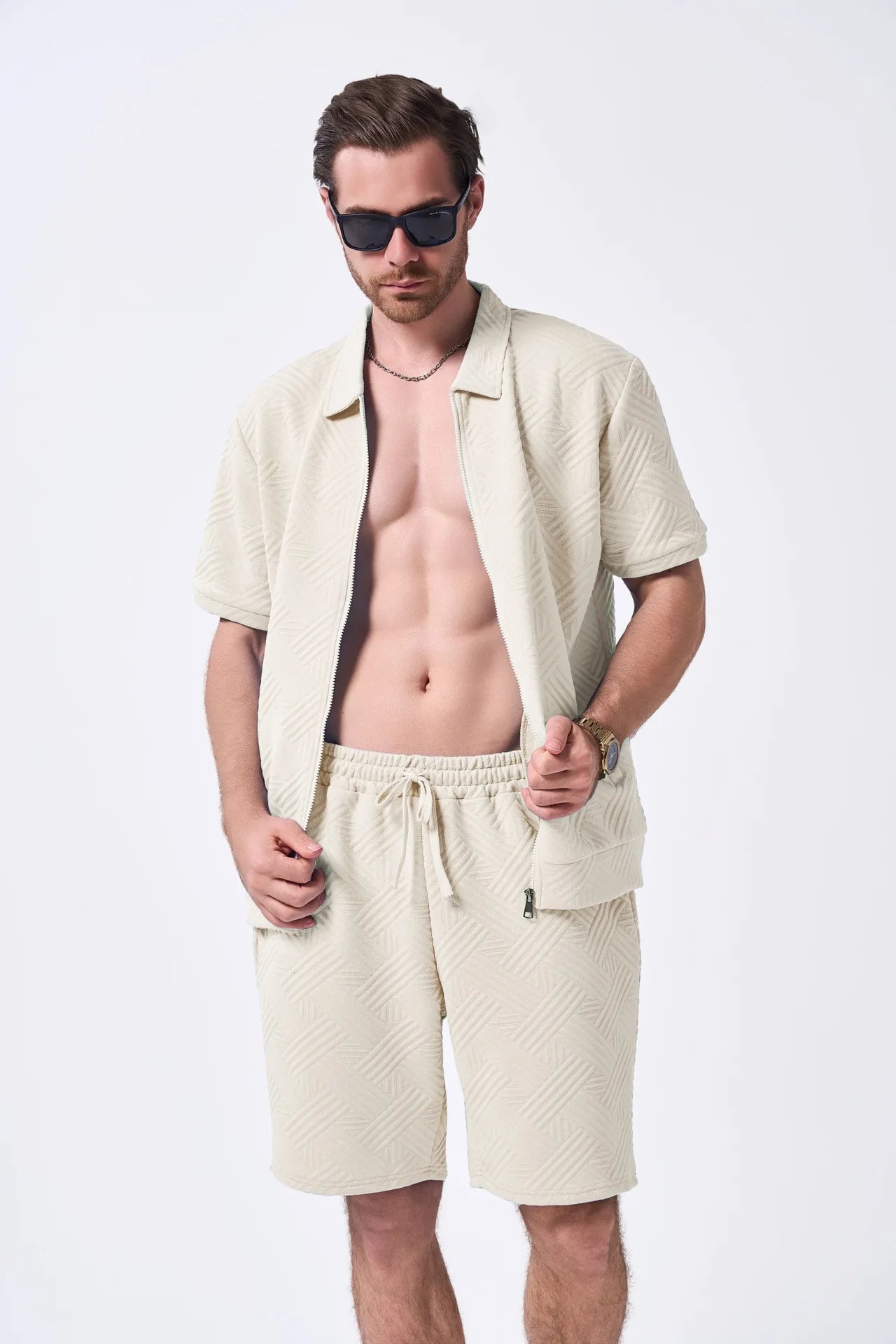 2025 summer new style men Hawaii fashion beauty suit simple casual jacquard short sleeve solid color zipper cardigan shorts two