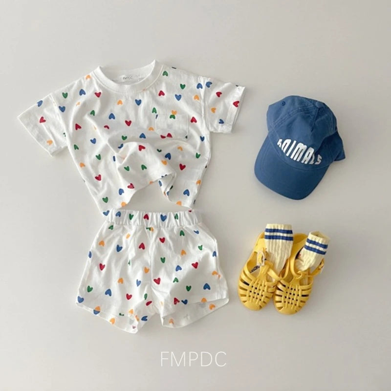 2Pcs Summer Kids Clothes Baby Girls Boys Clothes Set O-neck Tees Heart Print T-shirt + Plaid Shorts Infant Suits Casual Toddler