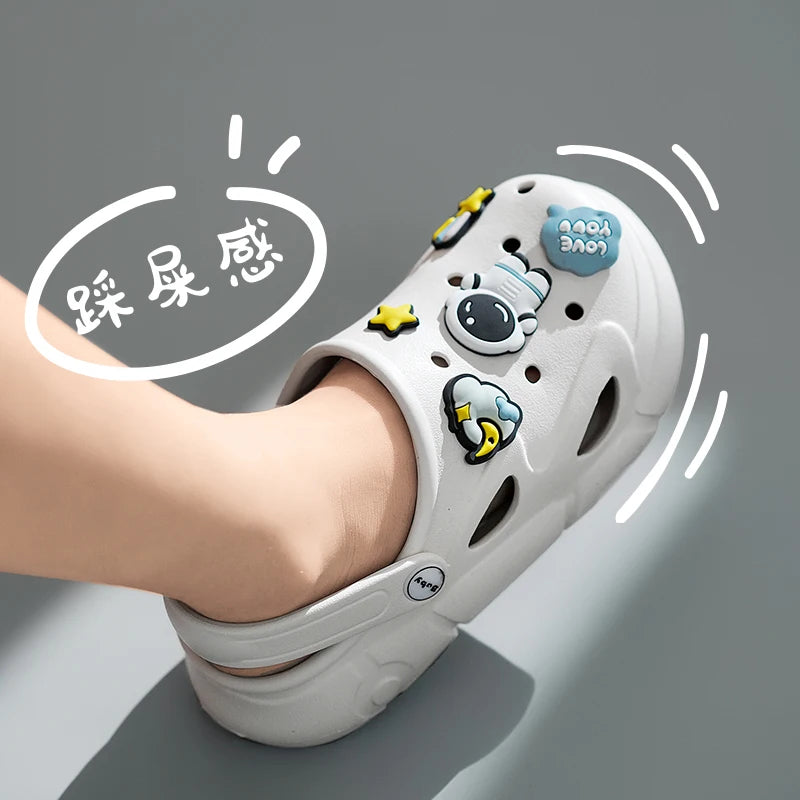 2023 New Girls Clogs Children Sandals 6-12 Years Kids Casual Summer Shoes Sports Soft Thick Sole Slippers for Girl
