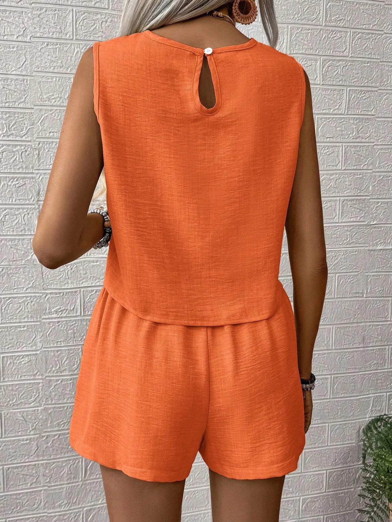2025 Women's Solid Color Simple Fashion Casual Sleeveless Top and Shorts Set