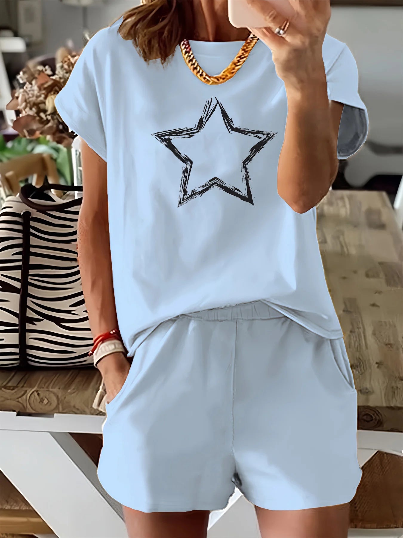 Summer women's fashion creative pentagram pattern printed casual loose round neck short sleeved T-shirt shorts two-piece set