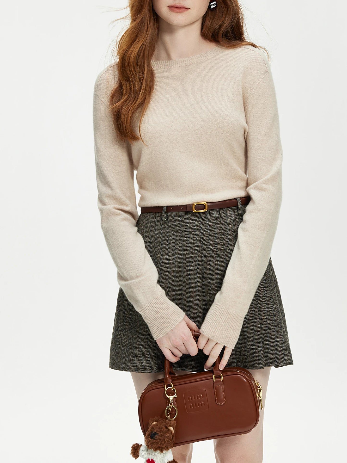 FSLE 100% Wool Seamless One-piece Knit Shirt Sweater For Women Autumn Winter New Design Wool Crew Neck Versatile Casual Sweater