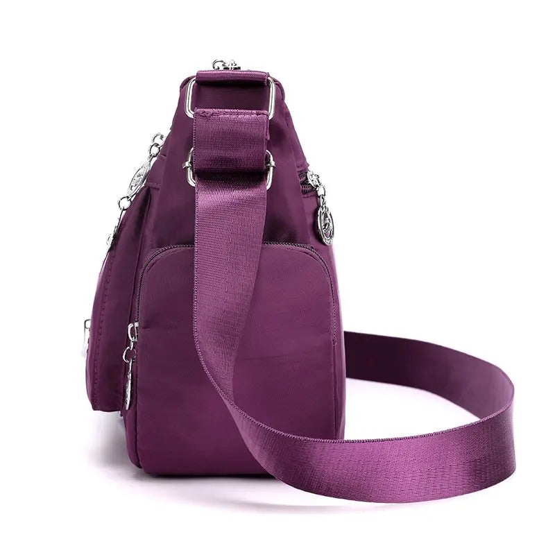 Bag Women's Large Capacity Shoulder Bag Waterproof and Wear Resistant Multi Pocket Commuter Leisure Outdoor Crossbody Bag
