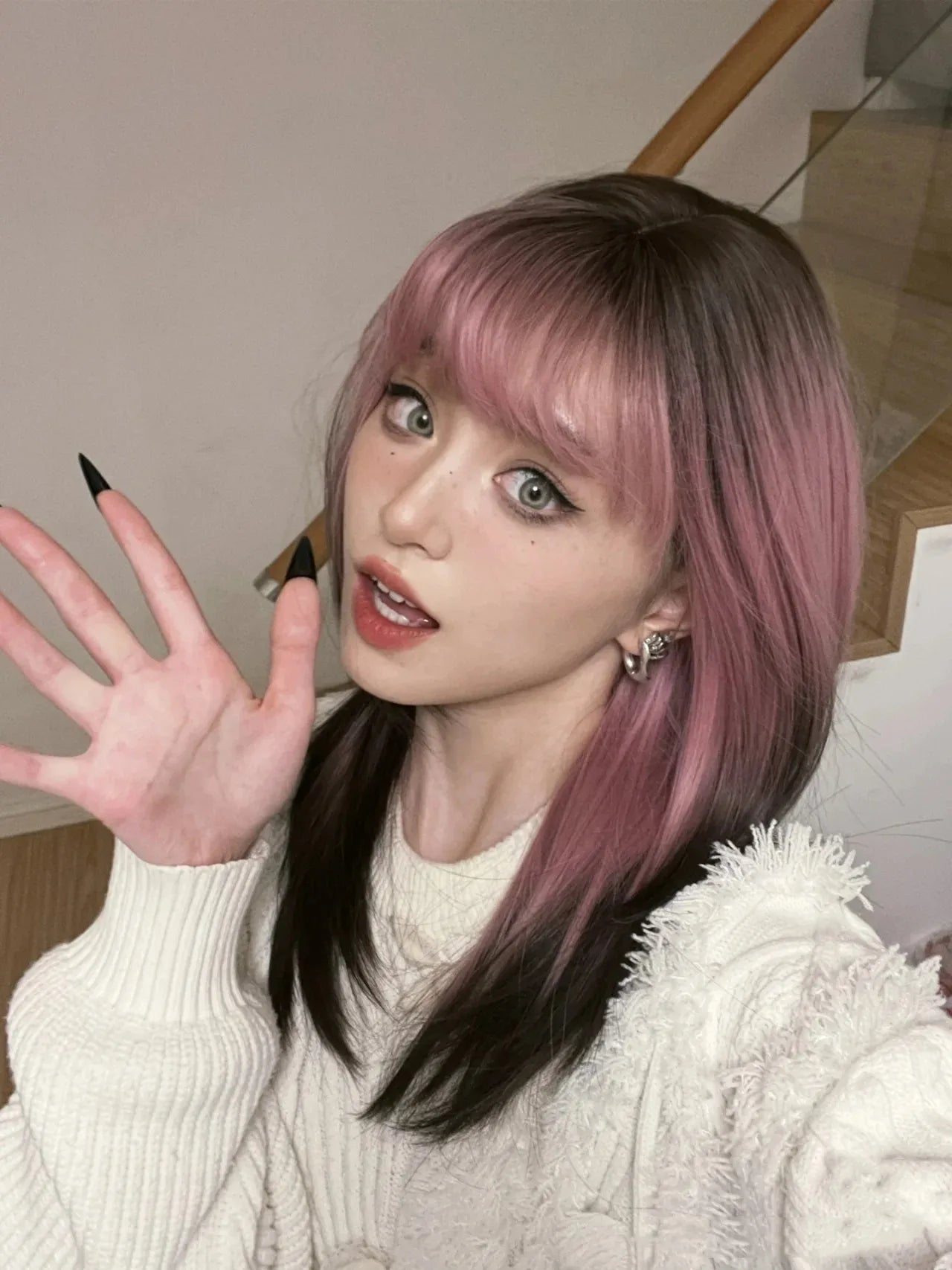 LOUIS FERRE Black Pink Ombre Synthetic Wigs for Cosplay Long Straight Layered Wigs with Bangs for Women Heat Resistant Fake Hair