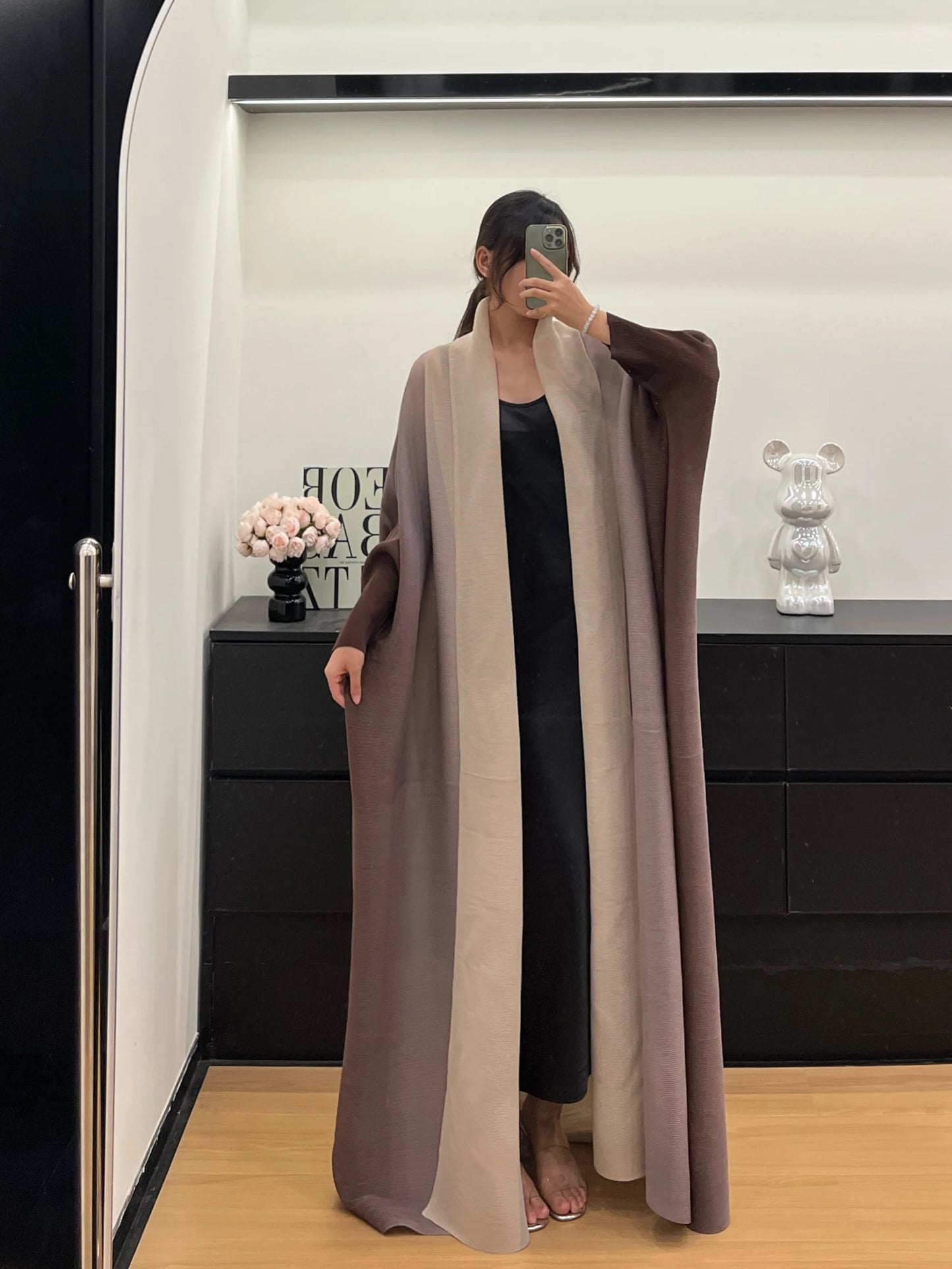 Wrinkled Women's Windbreaker Jacket Bat Sleeve Scarf Collar, Gradient Long Robe Fashion Retro Coats and Jackets Women