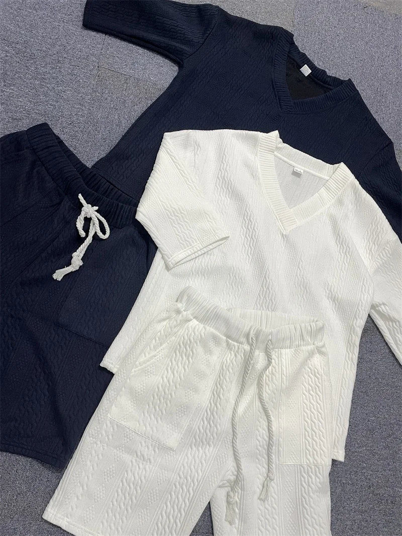 Summer New Men's Sports Suit Men's V-neck Top Loose Two-piece Set Men's Casual Trend Street Retro Suit