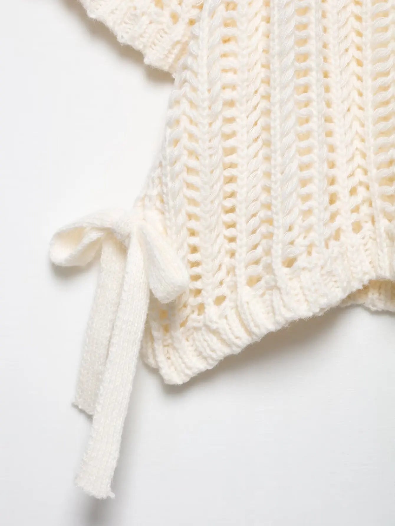 Hollow Out Knit Pullover Women Casual Round Neck Lace Up Bow Sweater Female Autumn Short Sleeves Solid Knitwears Lady