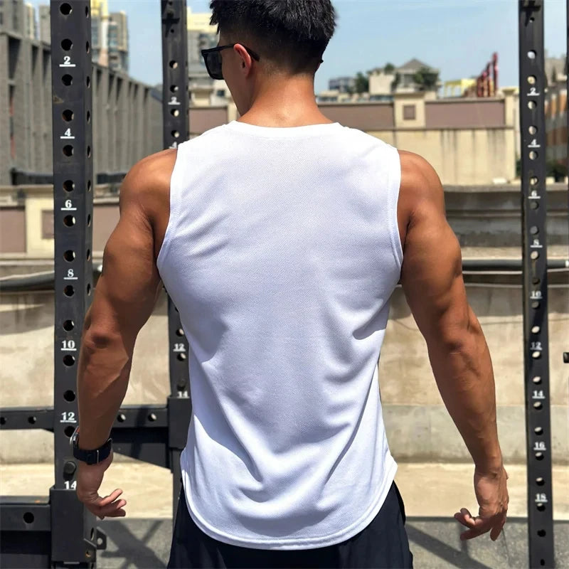 Sports Fitness Vest Sleeveless Quick Dry Breathable Running Top Trend Men's Pull-over Crewneck Mesh Vest Summer New Style