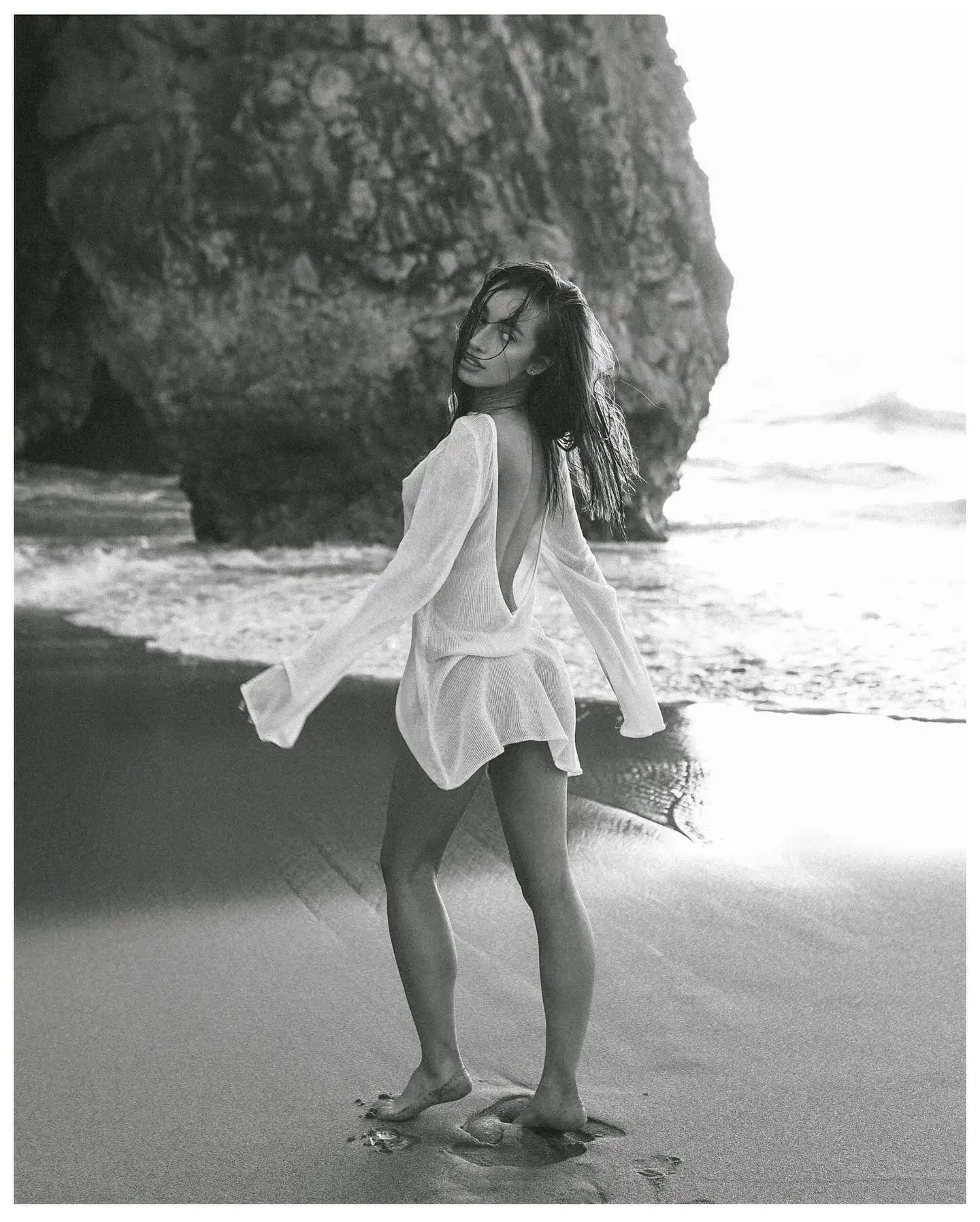 Summer Seaside Women's Solid Knit Mini Dress 2025 Sexy Backless Bell Sleeve See Through Short Dress Beach Swimsuit Cover Up K98