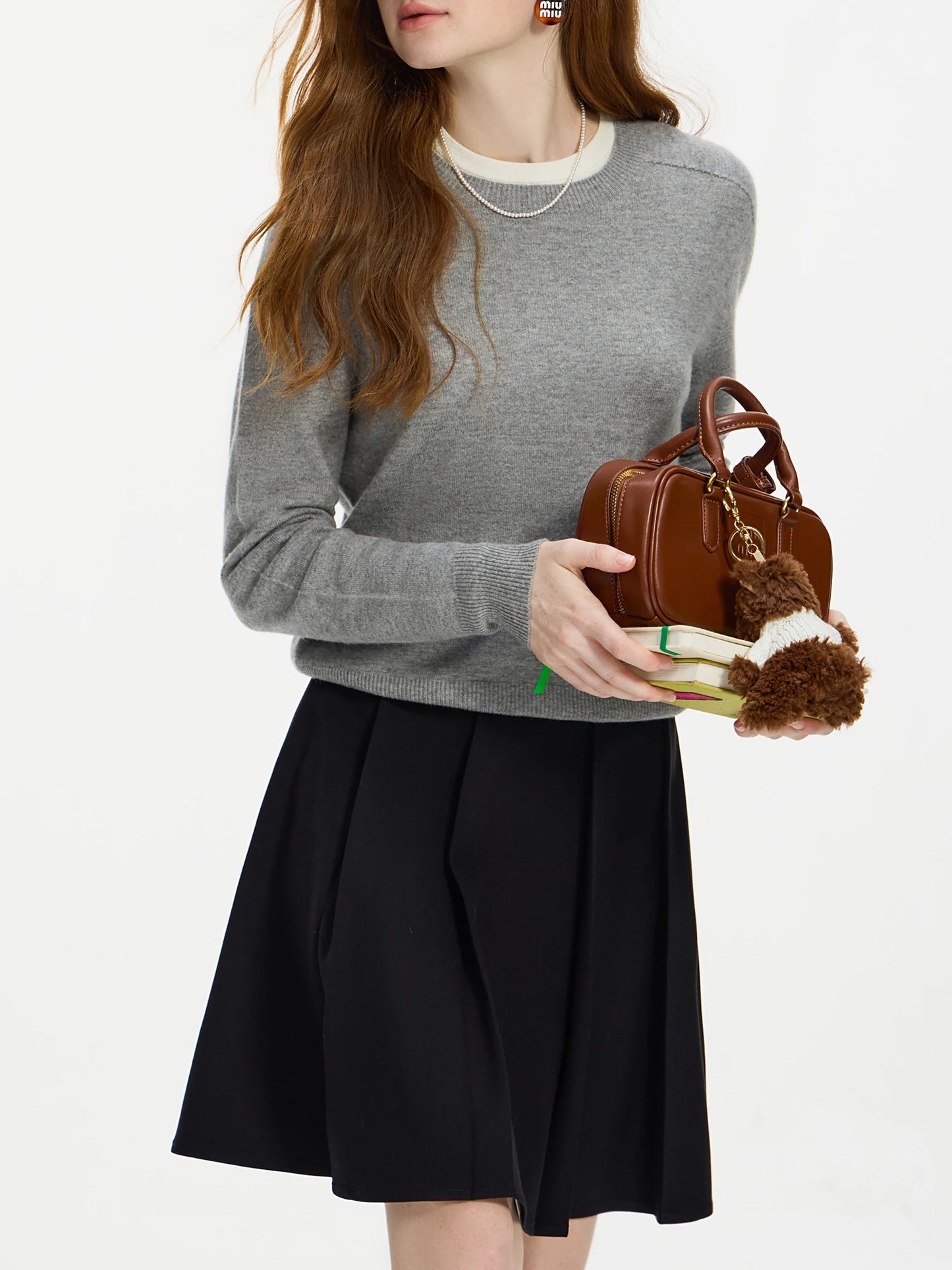 FSLE 100% Wool Seamless One-piece Knit Shirt Sweater For Women Autumn Winter New Design Wool Crew Neck Versatile Casual Sweater