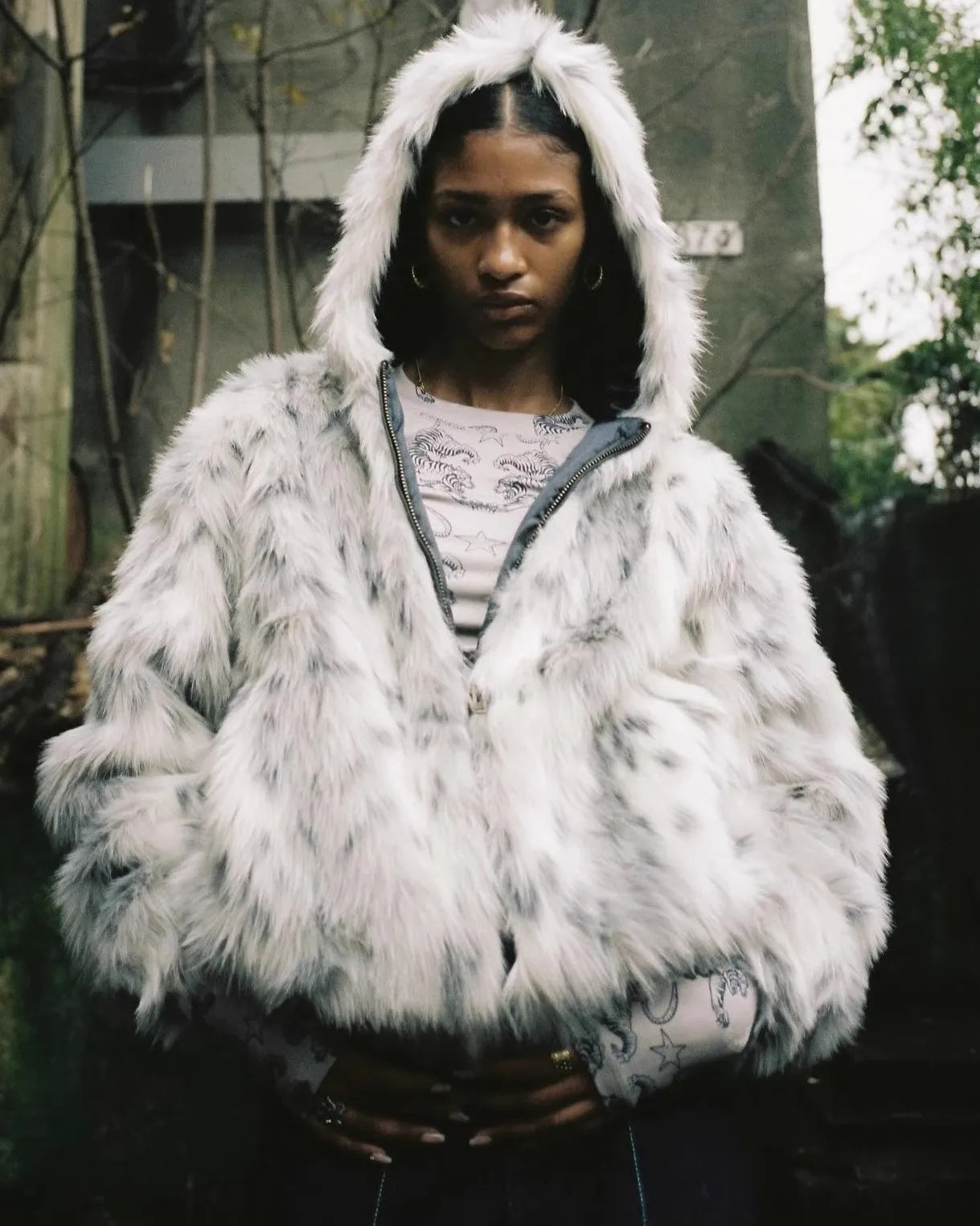 Mauroicardi Winter Cool Handsome Colorful Thick Warm Hairy Faux Fur Coat Men with Hood Luxury Designer Clothes Fluffy Jacket