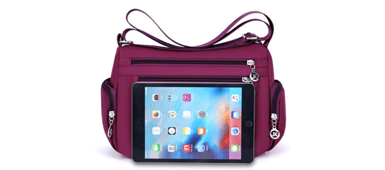 Bag Women's Large Capacity Shoulder Bag Waterproof and Wear Resistant Multi Pocket Commuter Leisure Outdoor Crossbody Bag