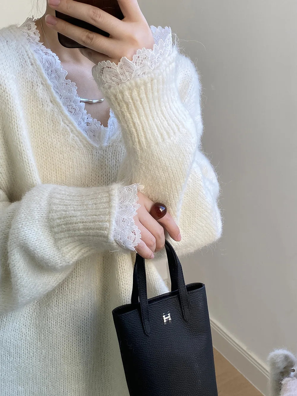 Aoaiiys Sweaters Women V Neck Lace Spliced Pullovers Vintage Chic Knitted Jumpers Autumn Winter New Comfortable Loose Sweaters