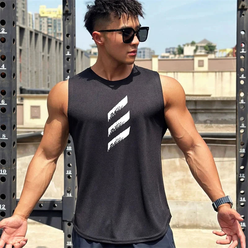 Sports Fitness Vest Sleeveless Quick Dry Breathable Running Top Trend Men's Pull-over Crewneck Mesh Vest Summer New Style
