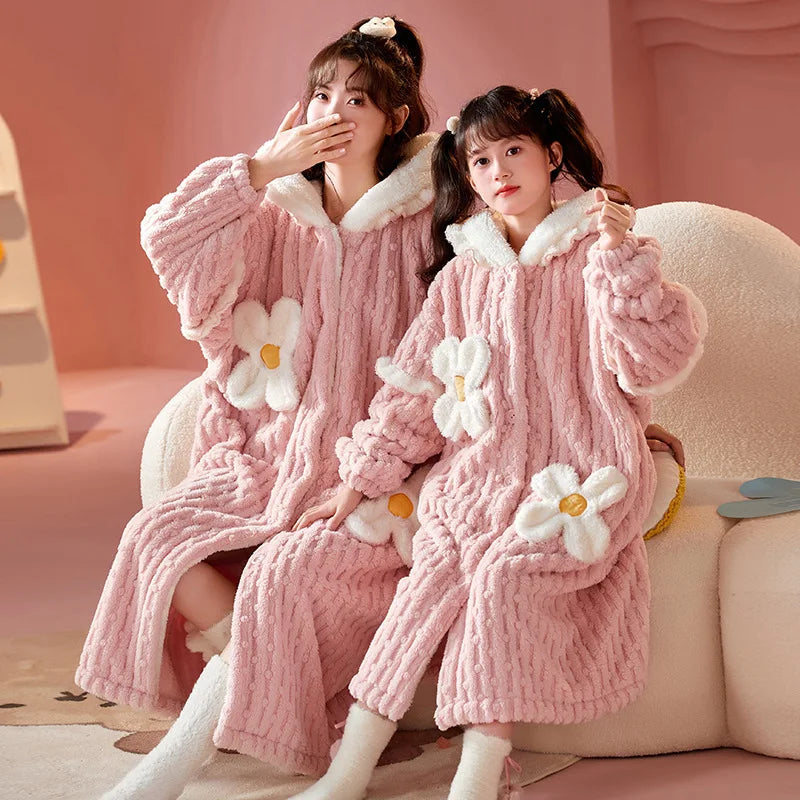 Kids Winter Bathrobe Thicken Warm Home Robe Baby Homewear Animal Dinosaur Cartoon Bathrobe For Children Hooded Gilrs Boys Robe