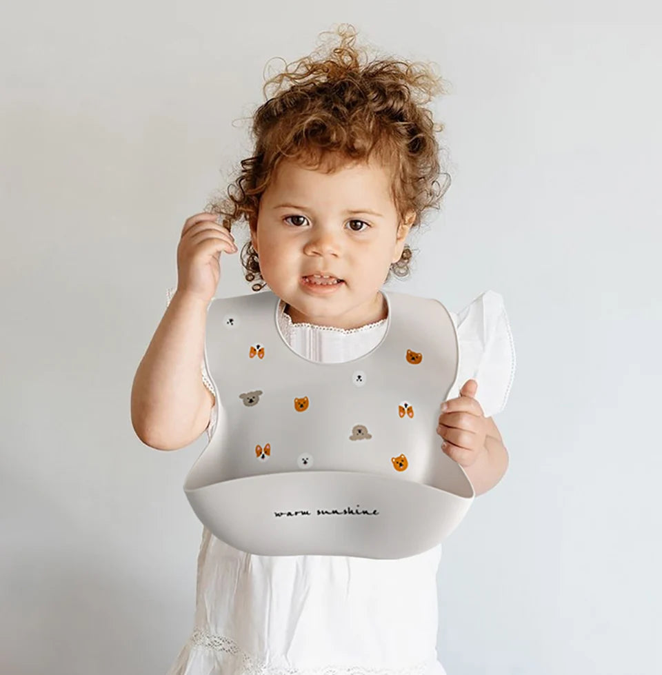 Baby Bib Waterproof Soft Silicone Scarf Summer Cute Cherry Print Adjustable Bibs Burp Cloths Baby Feeding Aprons Kids Eating